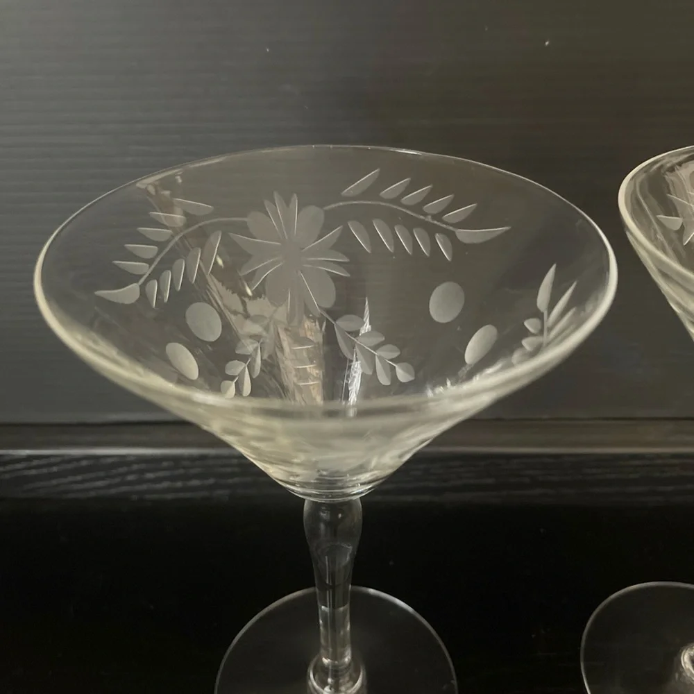 Vintage Etched Floral 6” Martini Champagne Tall Sherbet Glass Set Of 2 EUC - Picture 2 of 8